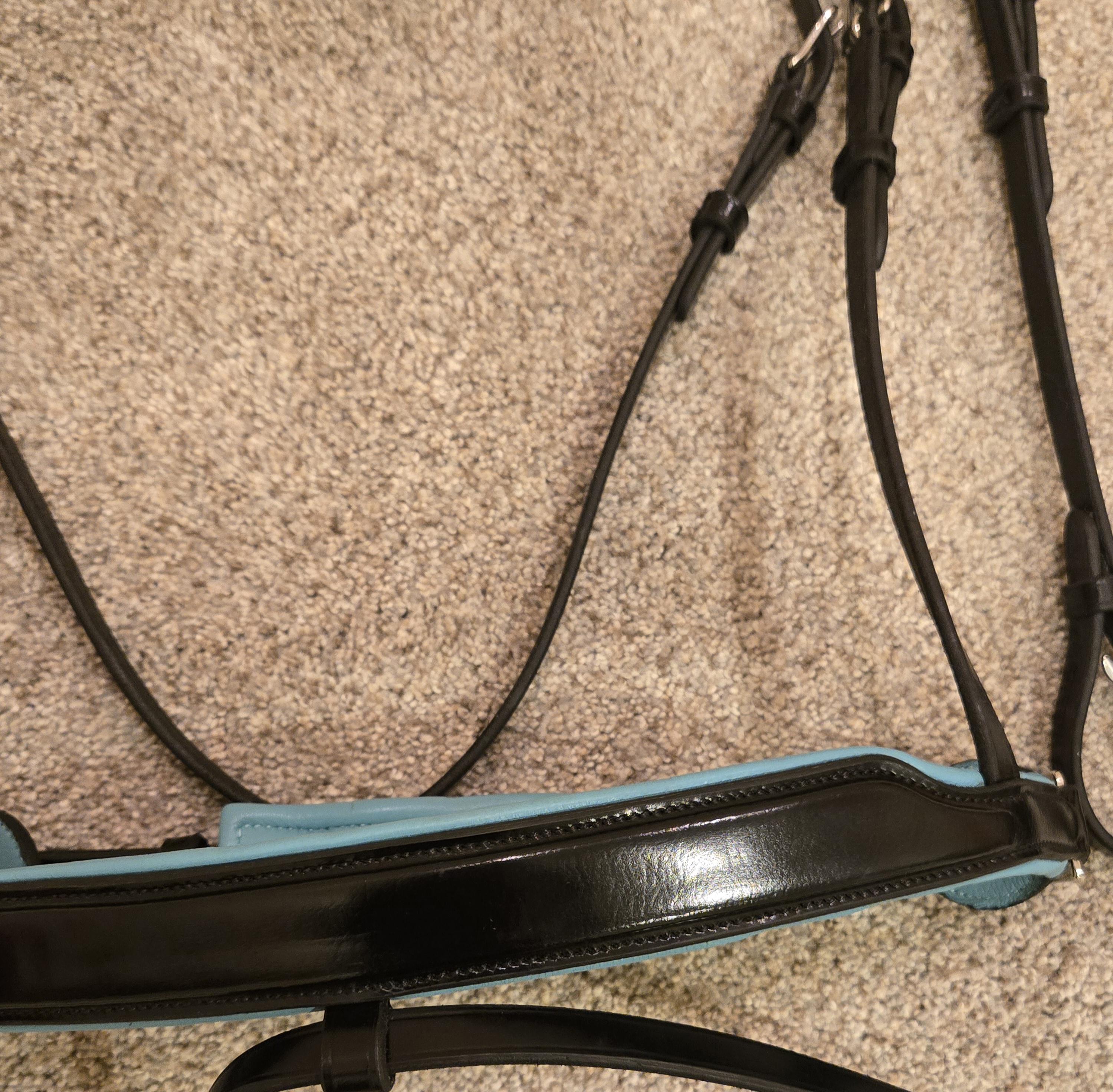 Bling Browband Dressage Bridle with Turquoise Leather Padding, Full Horse Size, with matching rubber reins