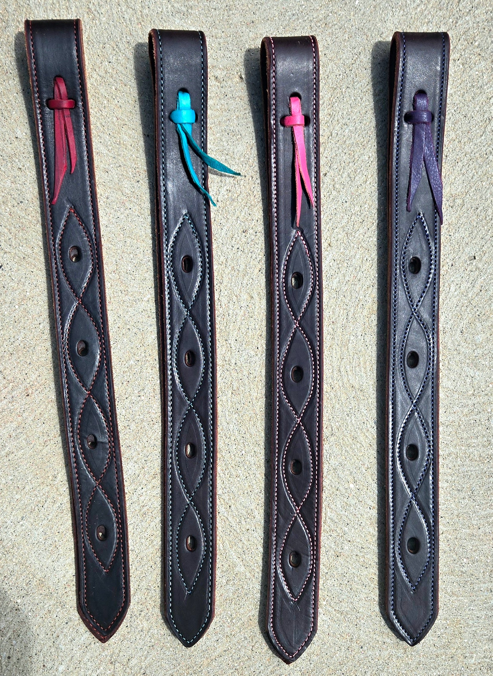 Latigo and off billet sets with colored stitching