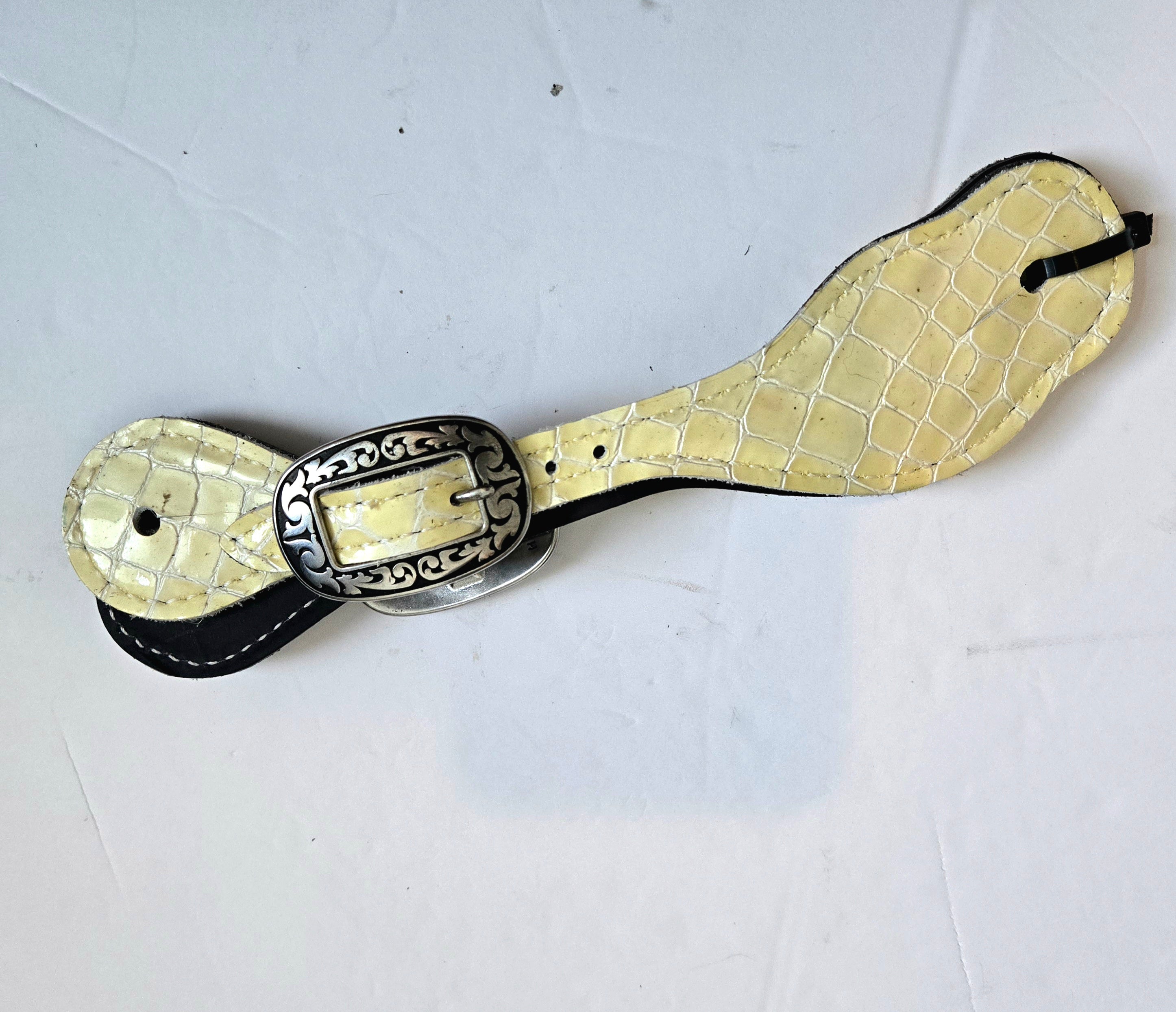 Ladies size spur straps