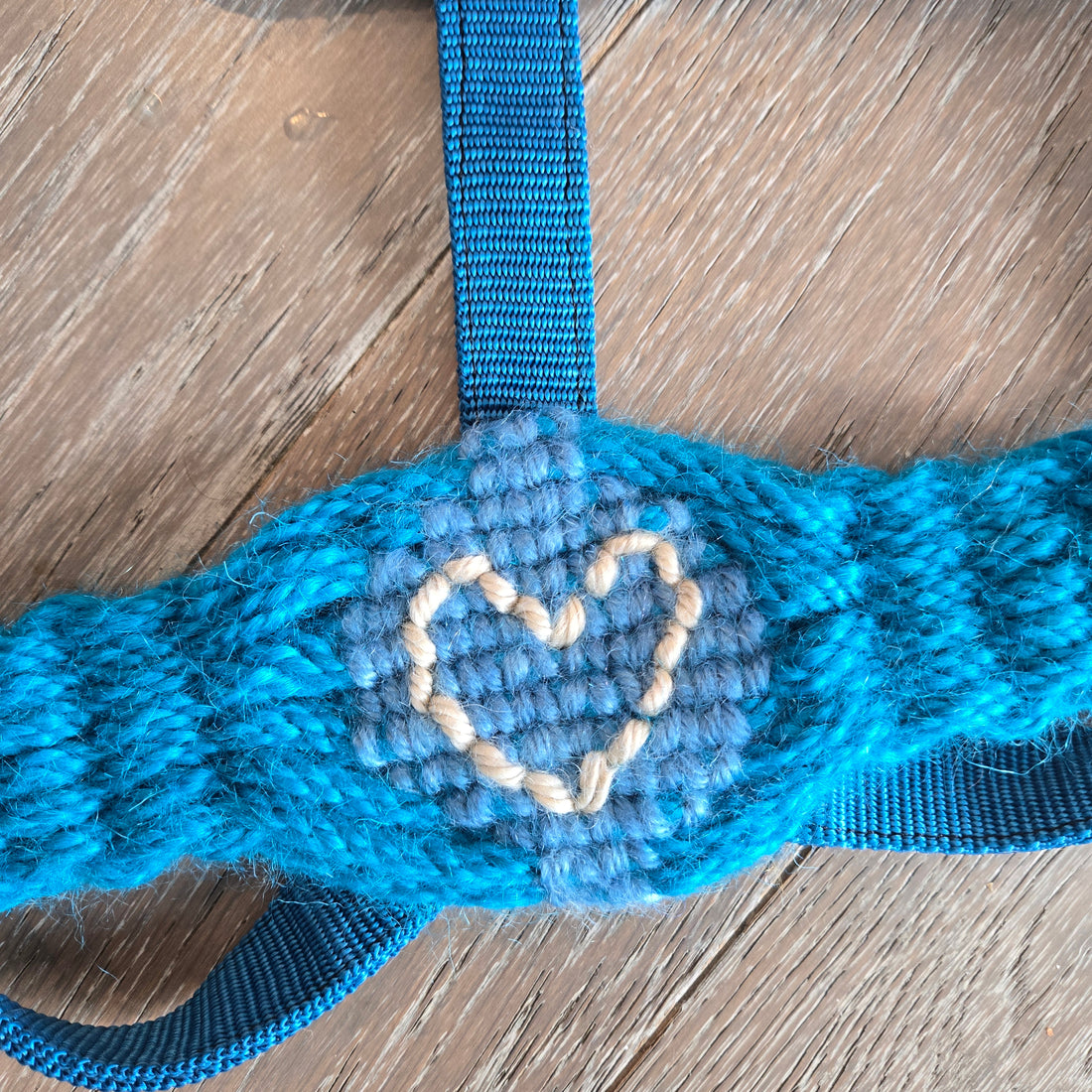 Blue halter with mohair noseband